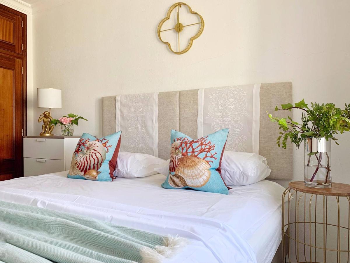 Apartment Stylish 3 Bedroom Close To The