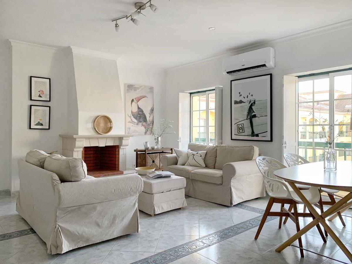 Stylish 3 Bedroom Close To The Apartment
