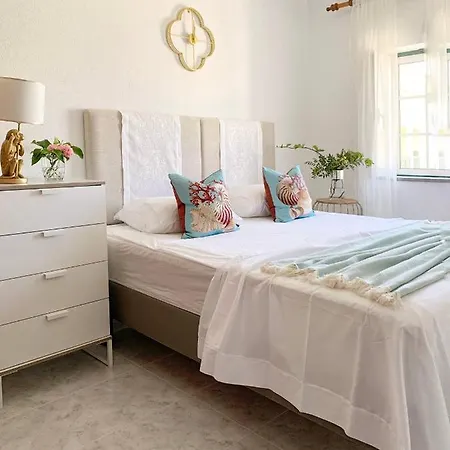 Stylish 3 Bedroom Apartment Close To The Beach Monte Gordo Exterior foto